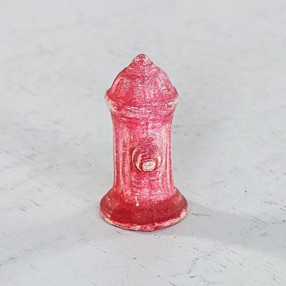 Hagen Renaker Fire Hydrant Miniature Figurine Red Matte *Chip* - Picture 5 of 7